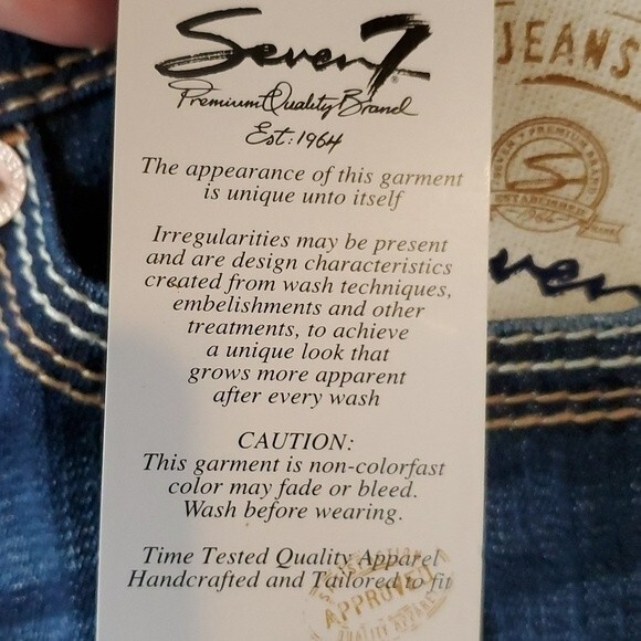 NWT SEVEN 7 DENIM LOW RISE JEAN SHORTS SIZE 6 DARK WASH - Picture 10 of 14